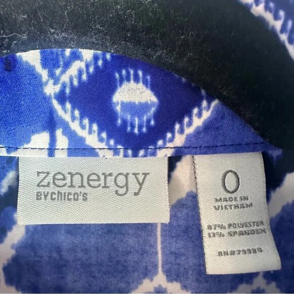 CHICO’s Zynergy lightweight zip up jacket, blue, & white coastal granny, blazer - Picture 4 of 9